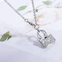 [Globe Jewelers]AMULETTE PEDANT SILVER NECKLACE