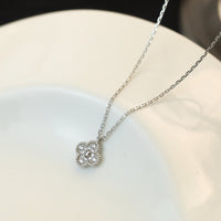 [グローブジュエラーズ]クローバー ミニ 9.5mm ペンダント ダイヤモンドネックレス
