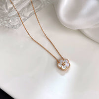 [Globe Jewelers]LUCKY  WHITE MOP  PLUM BLOSSOM NECKLACE