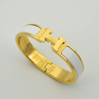 [Globe Jewelers]H WHITE BRACELET